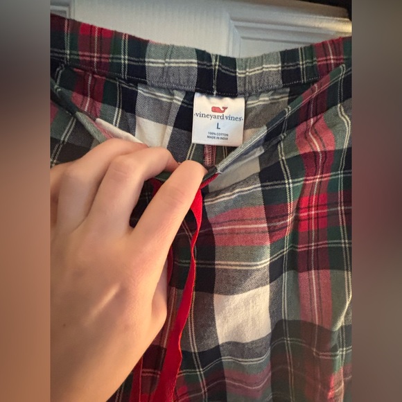NWT Vineyard Vines PJ pants - Picture 3 of 4